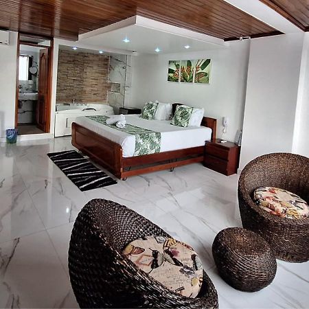 Hotel Yurupary Amazonas Летисия Екстериор снимка