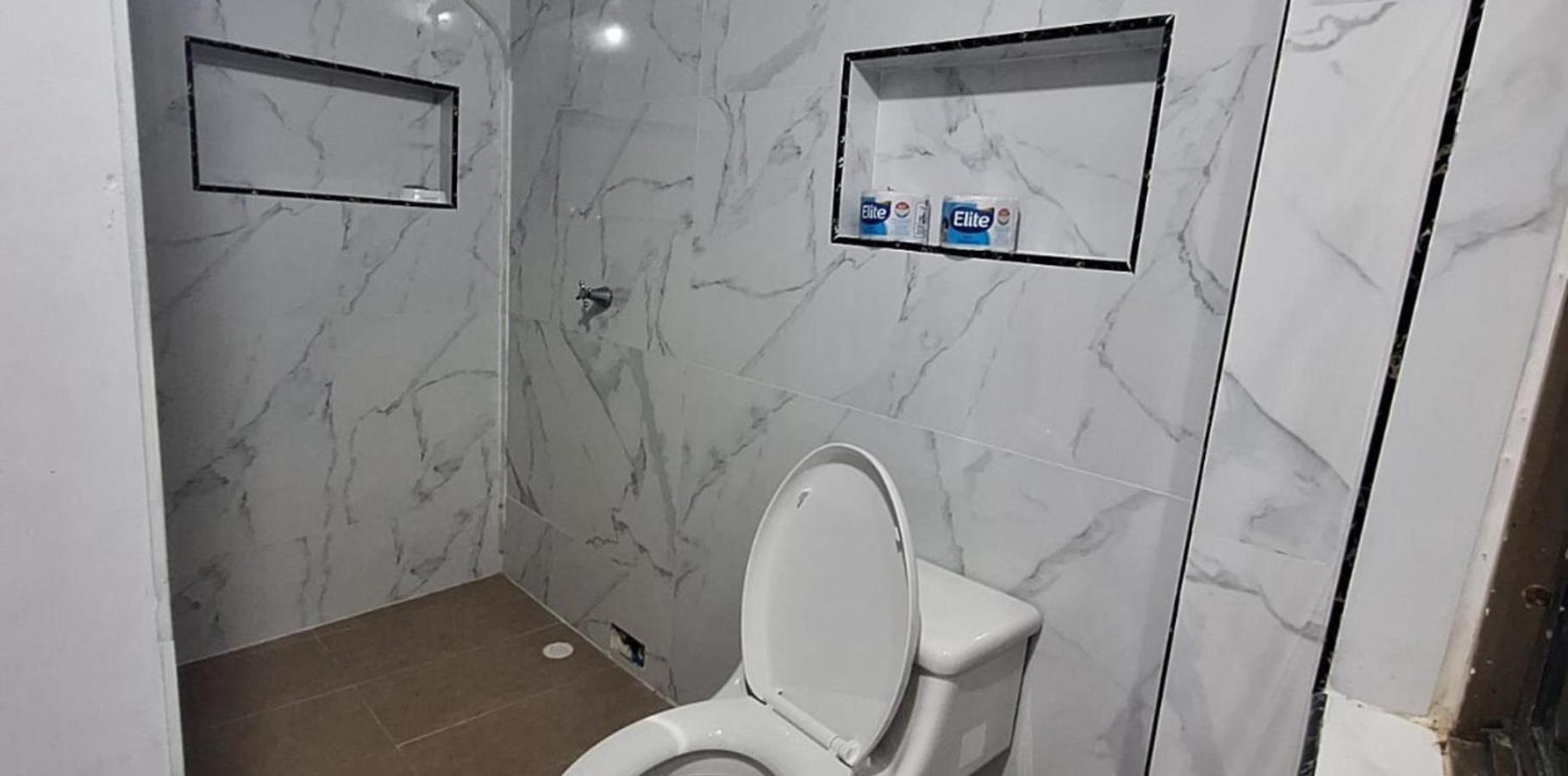 Hotel Yurupary Amazonas Летисия Екстериор снимка
